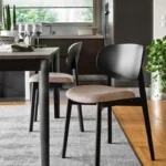 Chaise Odea – Confort CHR en bois massif – Image 2